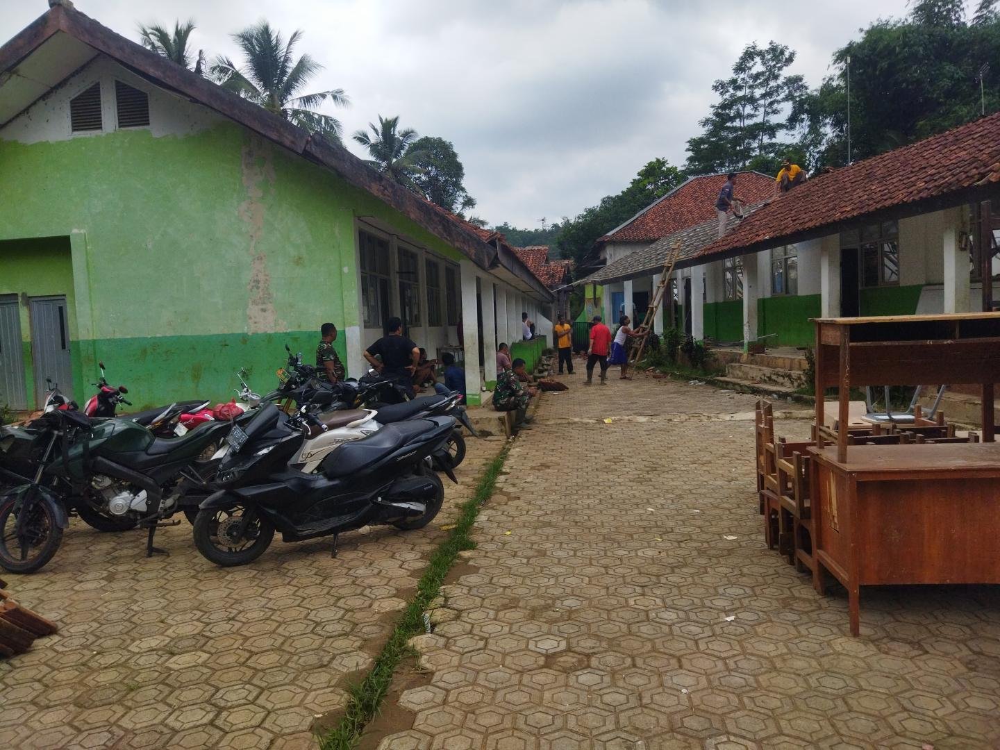 Lokal 1 jumlah 3 ruang kelas